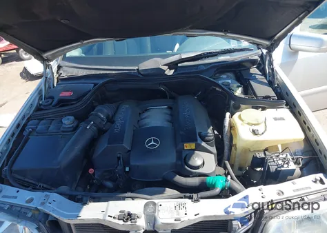 1999 Mercedes-Benz C 280 из США, поврежденный, VIN WDBHA29G2XA785815